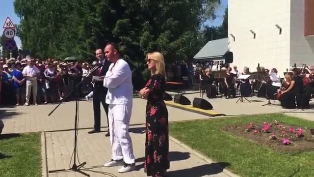 Открытие памятника Роберту Рождественскому смотреть онлайн