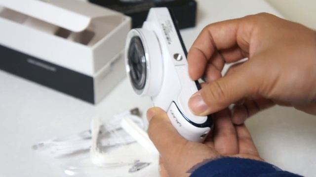 Unboxing Galaxy camera (갤럭시 카메라 개봉기) смотреть онлайн