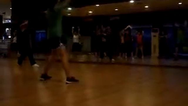 Latin pop_Boom boom pow смотреть онлайн