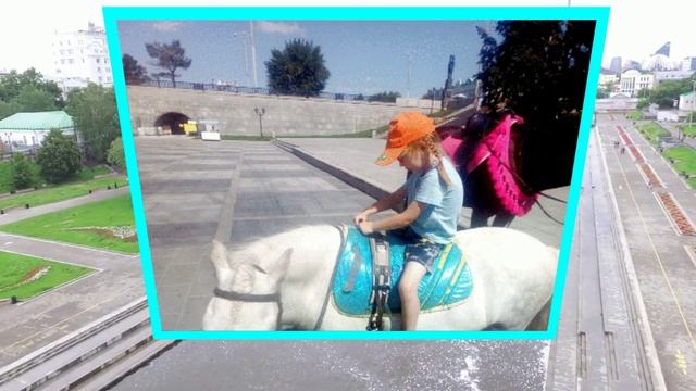 У Сашеньки выходной ... смотреть онлайн