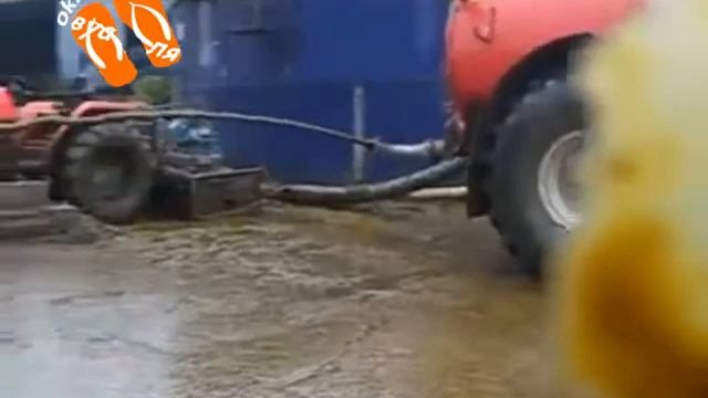 ♠Жесткий прикол во время обливания водой смотреть онлайн