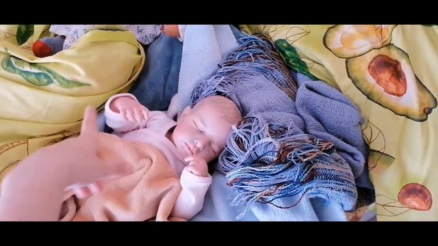 сейчас четверг, а почему на дачу?? смотреть онлайн