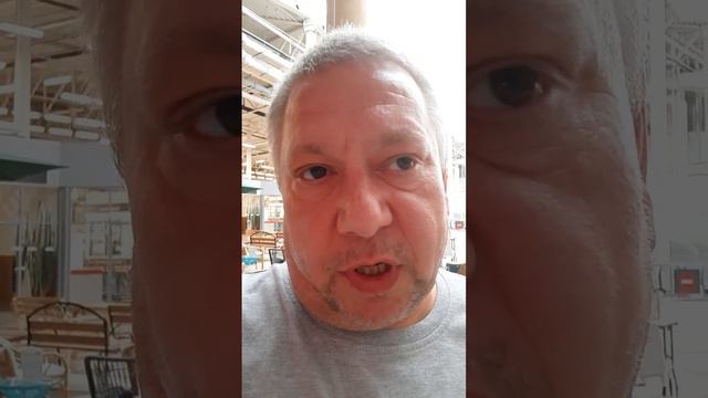 Неужели тебе нравится жизнь по шаблону? Не хочешь задуматься и что-то поменять? смотреть онлайн