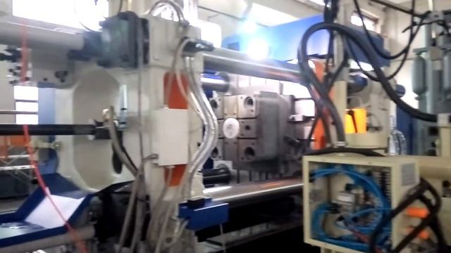 Машина литья под давлением смотреть онлайн