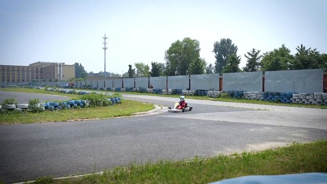 开着大电池的长安欧尚Z6智电iDD，去开箱我儿子的新车！ смотреть онлайн