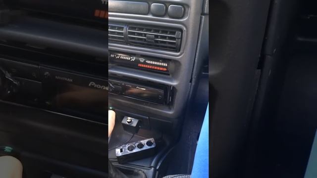 При выключение магнитолы,стреляют колонки смотреть онлайн