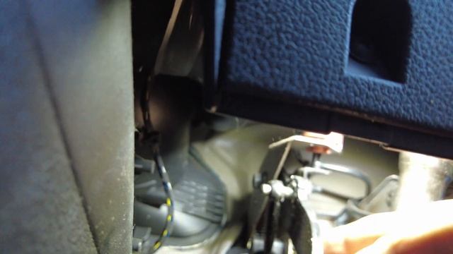 Ford Fiesta Mk5-6 / Transit Connect / Mazda 2 Clutch Pedal Linkage Clunk Fix смотреть онлайн