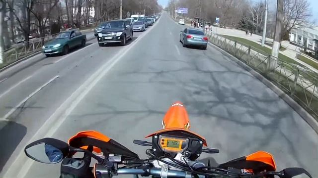 Прострел по городу | На заднем в междурядье | смотреть онлайн