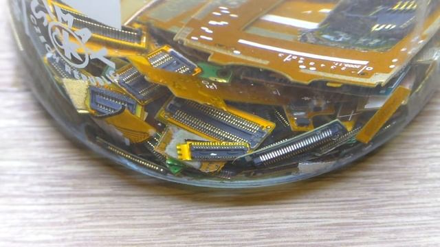 ЗОЛОТО ИЗ ШЛЕЙФОВ ОТ МОБИЛЬНЫХ ТЕЛЕФОНОВ