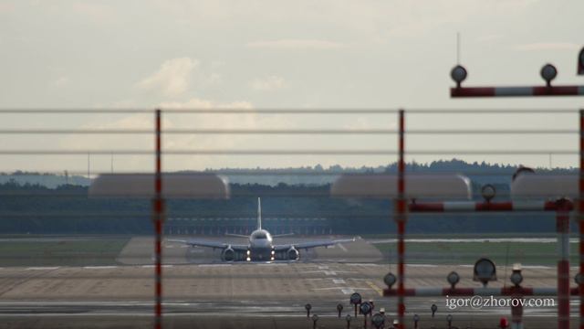 Airbus A319 Of Lufthansa Landing
DUSSELDORF, GERMANY - JULY 23, 2017: Lufthansa Airbus A319 Landing