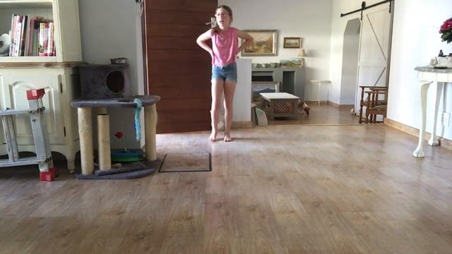 Take a hint song 😍 смотреть онлайн
