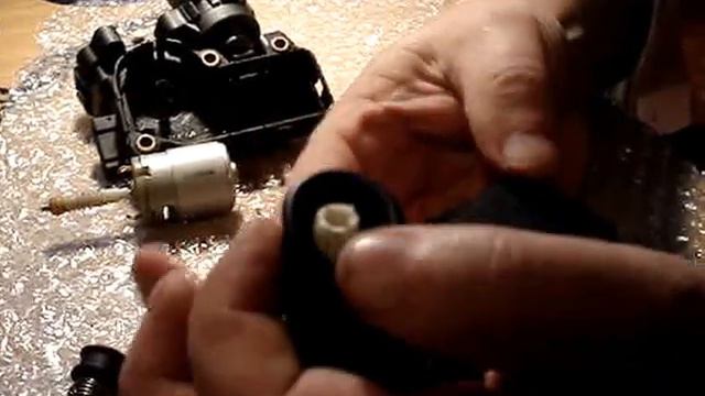 Silnik Krokowy Peugeot 205.