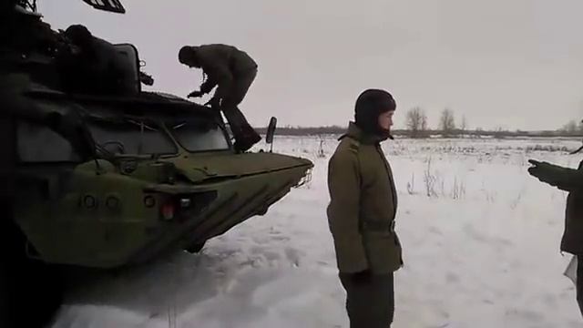 ПВОшник 23-й ОМСБр сдает норматив смотреть онлайн