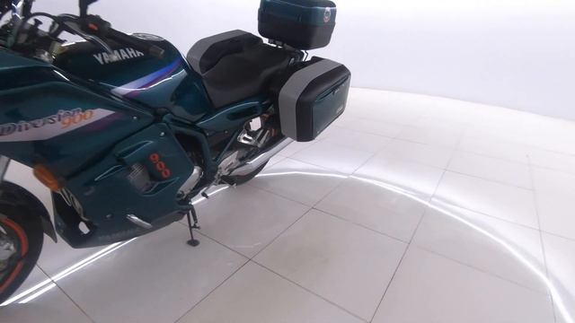 Yamaha XJ 900 1995 смотреть онлайн