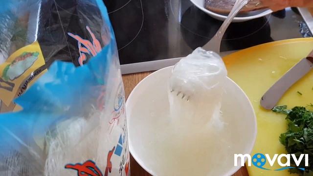 Спаржевая фасоль рецепт приготовления! Спаржевая фасоль на сковороде со стеклянной лапшой! смотреть онлайн