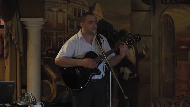 Эльдар Артист - Укроет мама одеялом (гитара) смотреть онлайн