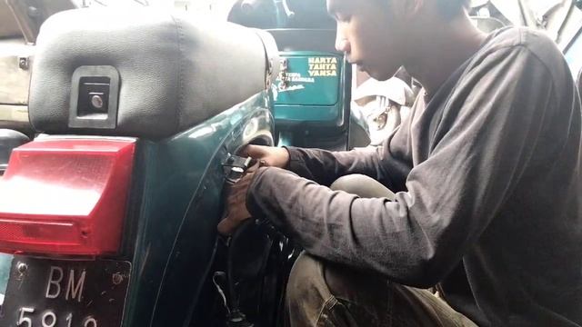 Servis Vespa exel смотреть онлайн