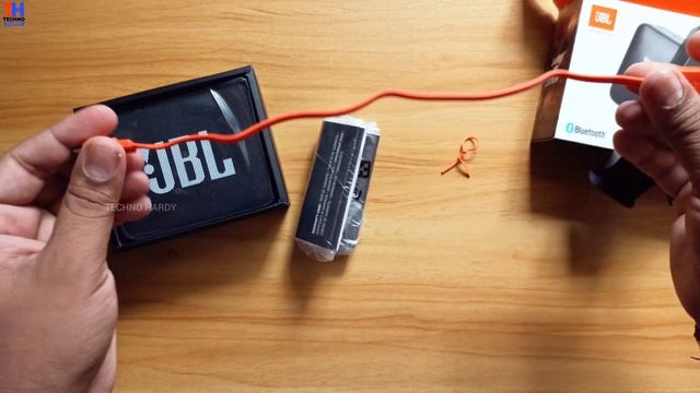 Unboxing and Review JBL GO 2 PLUS || Black Color JBL GO 2 PLUS ?? смотреть онлайн