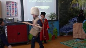 Сценарий театрализованной постановки "Храбрый мальчик" (по мотивам дагестанской  народной сказки)