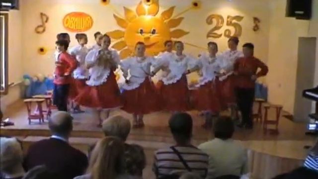 Ансамбль ложкарей "Барыня" Пчёлка смотреть онлайн