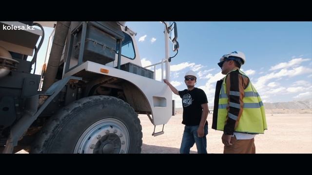 Водитель КАРЬЕРНОГО САМОСВАЛА: 70 т руды в кузов HOWO. Что с тормозами и зарплатой? Kolesa.kz смотреть онлайн