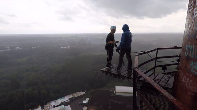 Прыжки с 88 метровой Трубы с командой RAPT - Анна Юрьевна смотреть онлайн