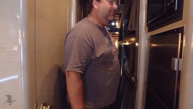 Diamond Rio Tour Bus TOUR (4K) смотреть онлайн