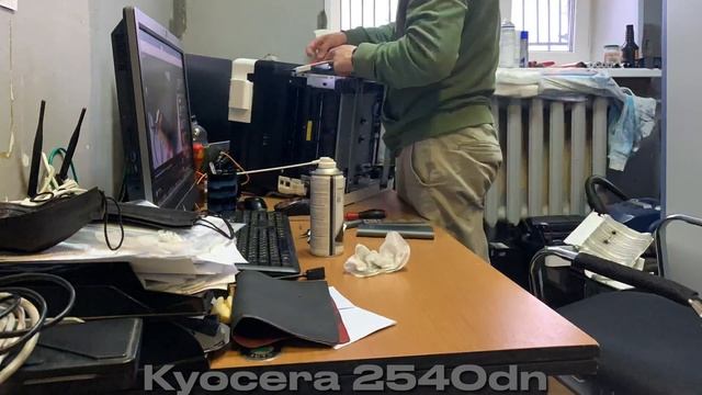 Ремонт МФУ Kyocera 2540dn замена термоблока (печки) смотреть онлайн
