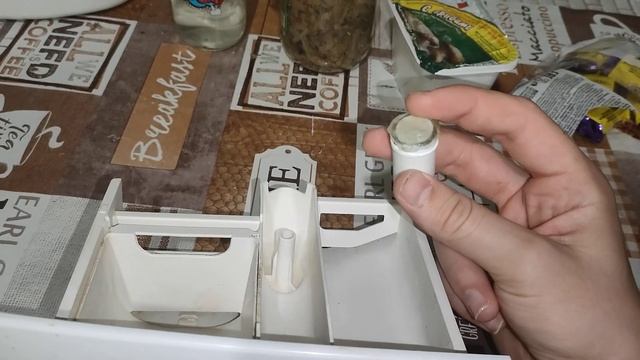 Остаётся вода в отсеке для кондиционера?