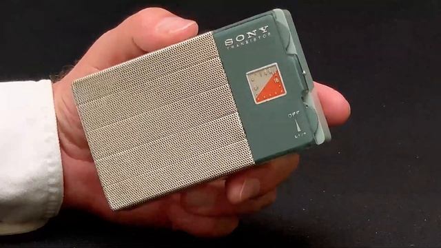 Ultra-rare SONY TR-69 shirt-pocket transistor radio convertible - collectornet.net смотреть онлайн