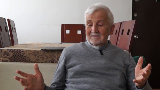 Padre Gonzalo Vargas, más de 60 años de sacerdocio, comprometido y en espíritu de servicio. смотреть онлайн