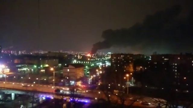 Химки - пожар в школе бокса на ул. Репина смотреть онлайн