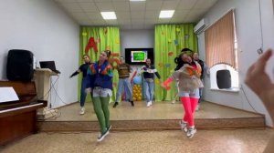 танец 90 -х г.