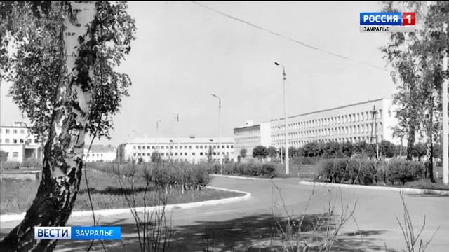 В Кургане отметили День авиации смотреть онлайн