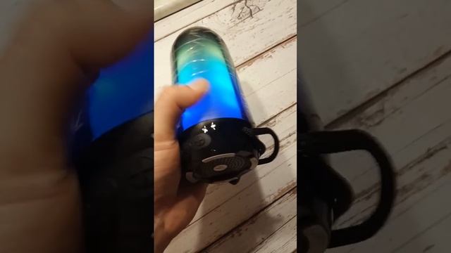 Блютуз колонка T&G Portable tg643 смотреть онлайн