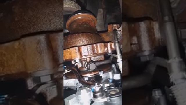 Двигатель 646.701 для Mercedes Sprinter.Прокачка и замер давления масла перед первым запуском upm смотреть онлайн