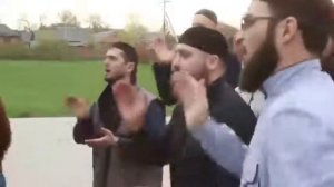 Бешто адам зикр кашмашк