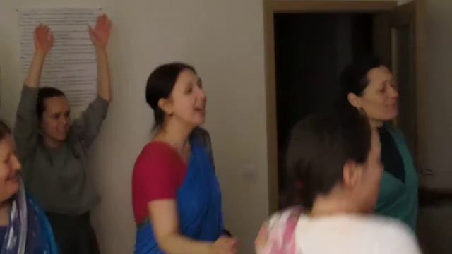 Зажигательный киртан Вену Мадхурьи пр. смотреть онлайн