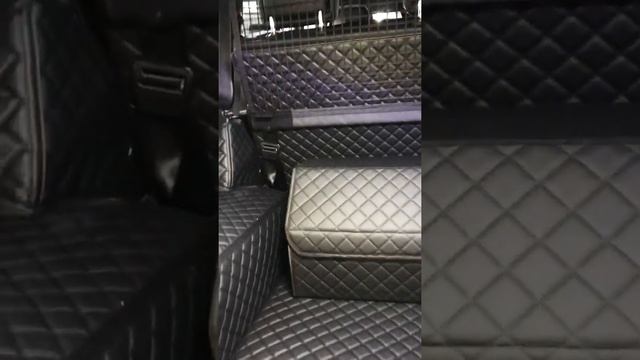 3д коврики в багажник Мерседес G-класс. Экокожа бизнес чёрная. смотреть онлайн