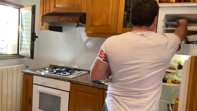 ВЛОГ ДОМ В ДЕРЕВНЕ КАК ЖИВЕТ ХОЛОСТЯК Любовник смотреть онлайн