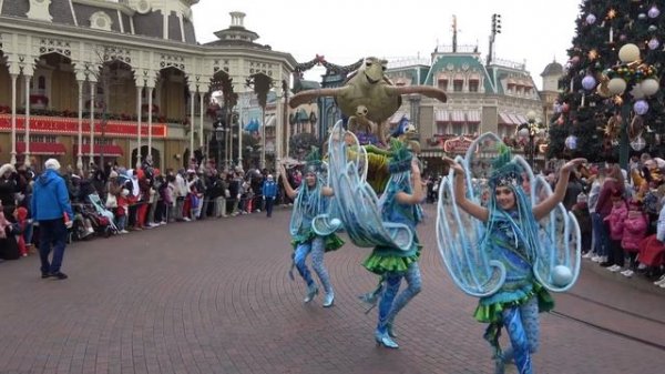Disneyland Paris - Disney Stars on Parade | 4K | 16/12/2022