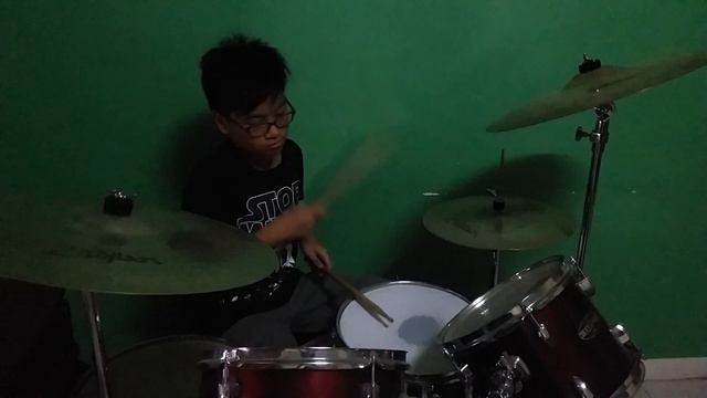 Maroon 5 - Sugar, Drum cover by Wade (11-year old kid) смотреть онлайн