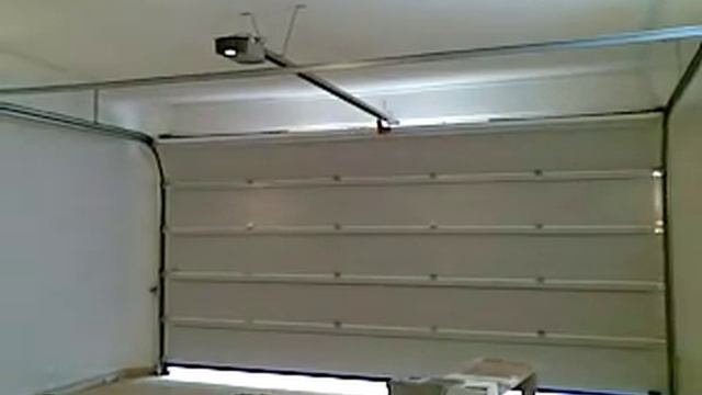 Hormann - Porta Seccional LPU 40 смотреть онлайн