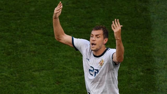 Артем Дзюба - футболист, нападающий питерского Зенита - биография смотреть онлайн