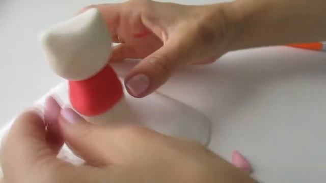 Как слепить Хеллоу Китти из мастики смотреть онлайн