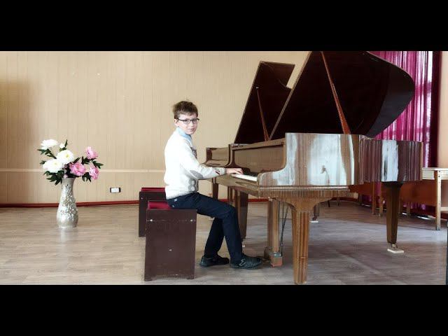 Шеховцов Максим Г.Свиридов "Старинный танец" смотреть онлайн