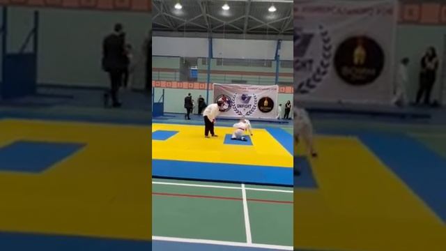 Я в красном поесе смотреть онлайн