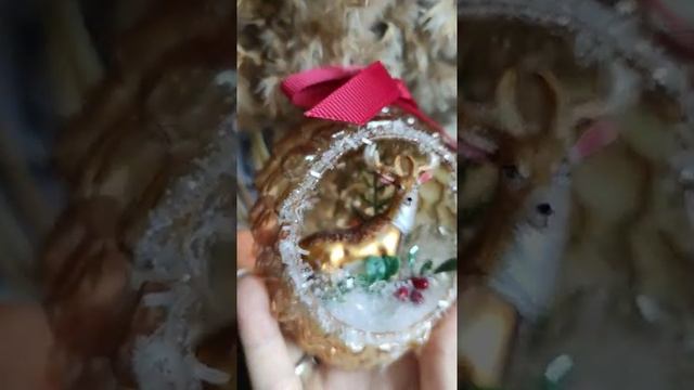 ёлочное украшение Олень в ореховой шишке от Holiday classics #ёлочнаяигрушка #holidayclassics смотреть онлайн