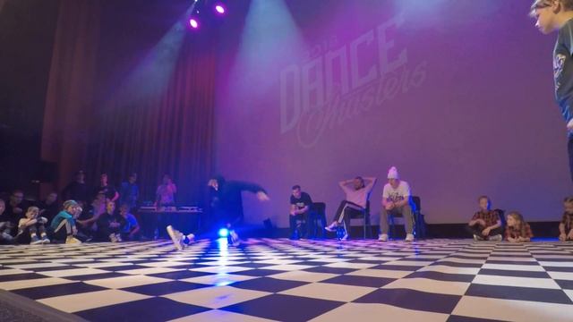 Dance Masters (1495) смотреть онлайн