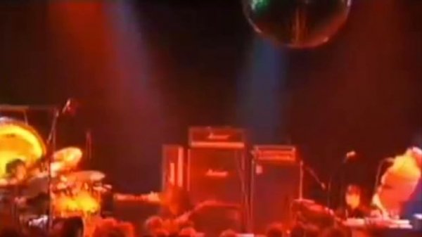 10 Times Dave Lombardo Was the Best Drummer on Earth